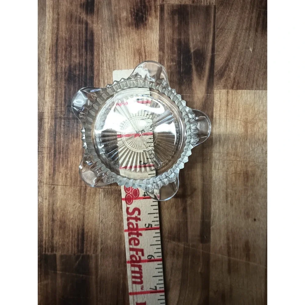 Vintage Clear Glass Ash Tray Star‎ Ribbed 3